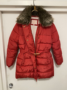 Зимнее пальто для девочки 7-8 лет