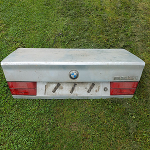 BMW e34 (1 foto / 6)