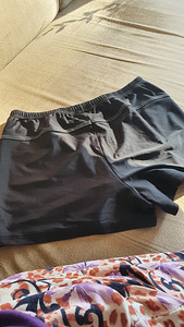 Ujumispüksid ja T-särk 48-50r (2 foto / 7)