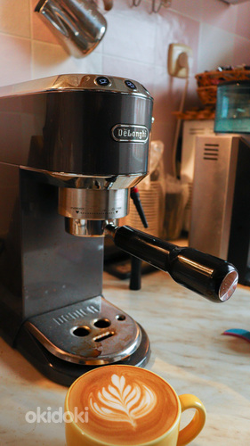 Espressomasin DeLonghi EC685 (foto #2)