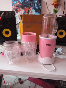 Blender (1 foto / 3)