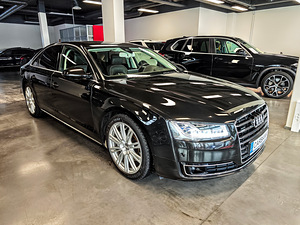 AUDI A8 QUATTRO DESIGN SELECTION 2017 (2 foto / 15)