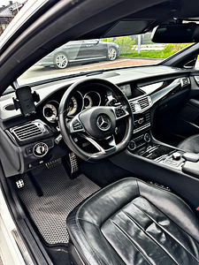 Mercedes-Benz CLS 350 (9 foto / 14)