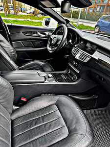 Mercedes-Benz CLS 350 (10 foto / 14)