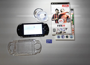 PSP 1000 must + mängud (1 foto / 7)