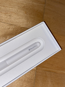 НОВЫЙ Apple Pencil Pro (3 фото из 3)