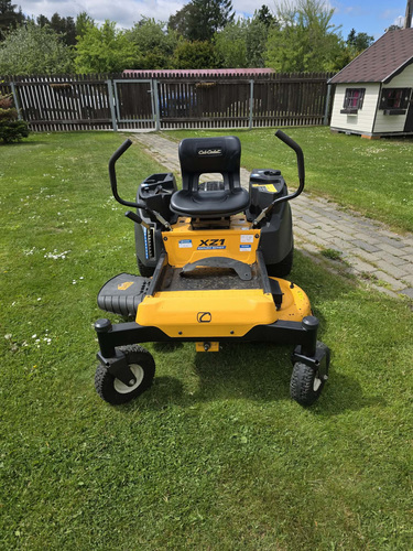 Cub Cadet XZ1 107 Zero-Turn murutraktor / 2019 / 373h
