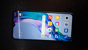 Телефон. Redmi 9 (2 фото из 4)
