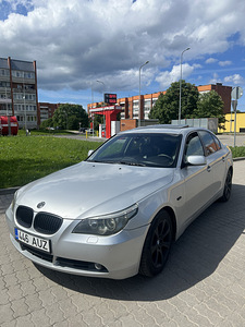 BMW E60 2005 525d (2 foto / 13)