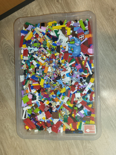Коробка с Lego кирпичиками 7,7 кг