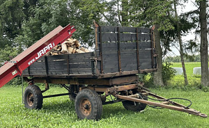 2PTS4 прицеп на трактор (4 фото из 5)