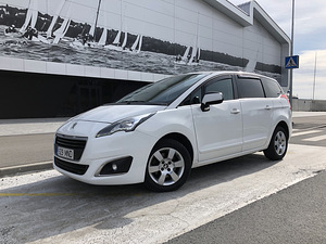 Peugeot 5008 1.6 HDI (1 foto / 12)