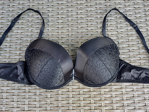 UUS Primark rinnahoidja, suurus: 75A (UK- 34A) (2 foto / 7)