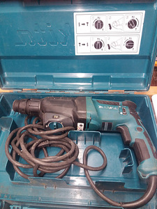 Перфоратор Makita (1 фото из 1)