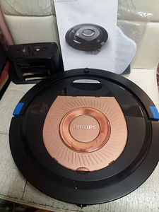 Робот пылесос Philips FC8776 (1 фото из 1)