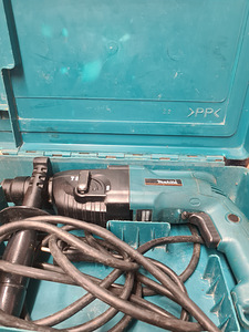 Перфоратор Makita (1 фото из 1)