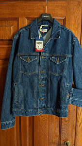 Uus.Tommy Jeans.Teksajakk . Suurus S. (2 foto / 4)