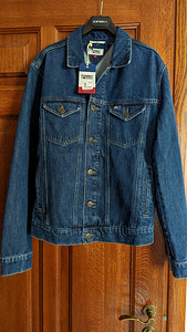 Uus.Tommy Jeans.Teksajakk . Suurus S. (3 foto / 4)