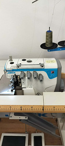 Overlok Jack E4 (4-niidiline) (3 foto / 6)