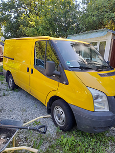 Продам Ford Transit 2011 г., дизель 2,2 (2 фото из 4)