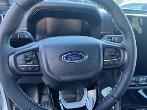 Ford Ranger Stormtrak PHEV 2.3 138kW (9 foto / 15)