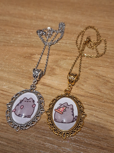 Парные золотая и серебряная подвески-ожерелья Pusheen
