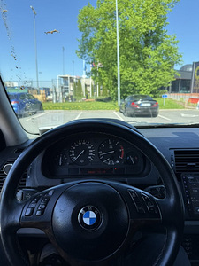 Müüa BMW X5 E53 3.0d 135 kW automaat 4x4 (7 foto / 11)