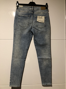 Uued teksad Superdry (2 foto / 4)