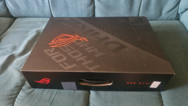 Asus Rog Strig G17 g713PI-LL032W