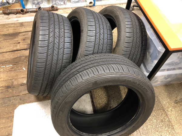 Шины KUMHO CRUGEN HP71 235/50 18, 8 мм, как новые!
