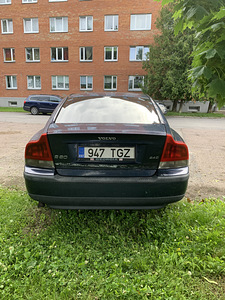 Volvo S60 2.4D 96 kW, 2004, automaat (5 foto / 8)