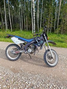 Derbi senda R-SDR 50cc 2002 (4 фото из 5)