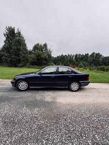 BMW 318i 1992 E36 (4 foto / 15)