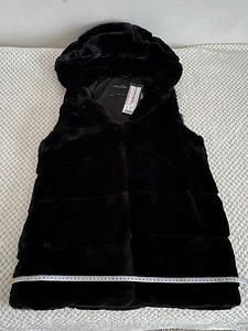 Ilus vest , M , Uus (2 foto / 4)