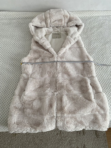 Ilus Vest , 40 ,Uus (3 foto / 5)