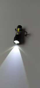 Energiasäästlik veekindel taskulamp USB (3 foto / 4)
