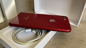 Apple iPhone 8 64GB, Red (6 foto / 8)