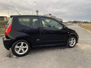 Citroen C2 (4 foto / 5)