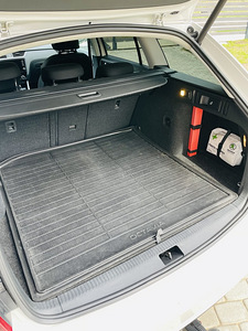 Skoda Octavia (9 foto / 10)