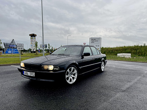 Müüa BMW E38 (8 foto / 10)
