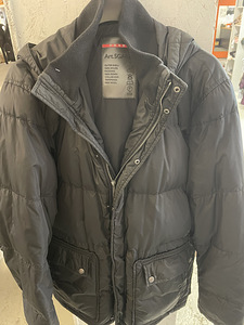 Куртка Prada (1 фото из 4)