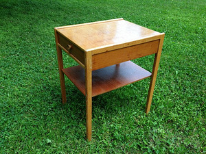 VINTAGE SKANDINAAVIA ÖÖKAPP (1 foto / 3)