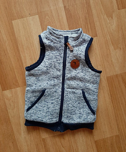 Hallisäbruline soe vest 74/80 (1 foto / 2)