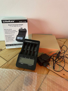 LiitoKala Lii-500 akulaadija laetavatele akudele (1 foto / 3)