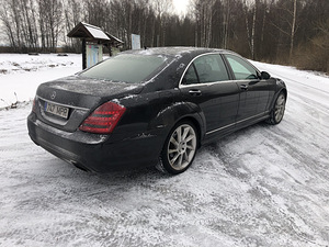 Mercedes-benz S320 4-matic Long (5 foto / 8)