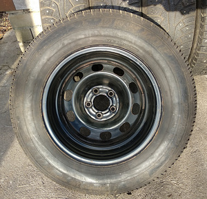 Varuratas Vw Volkswagen Golf 6Jx14 Dunlop 175/80R14 (2 foto / 3)