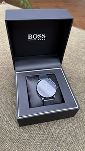 Стильные мужские часы Hugo Boss