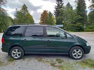 Volkswagen Sharan 1.9 TDI 66 kW 06a (6 foto / 9)