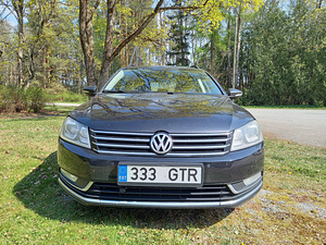 VW Passat 1.6 TDI (77kw ) 2012a. (8 foto / 10)