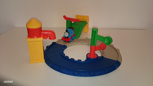 Thomas&Friends rong ja rongirada pisemale (1 foto / 2)
